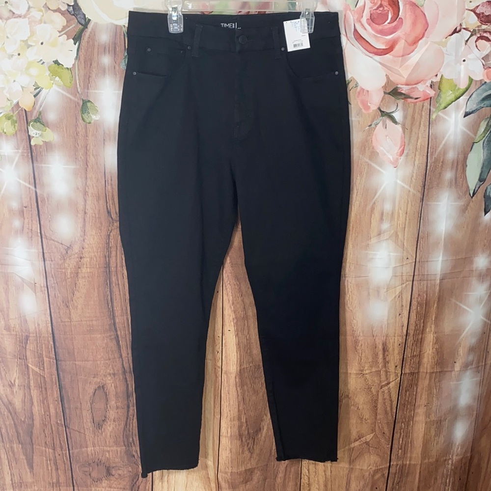 Time and Tru NWT Black Jeans